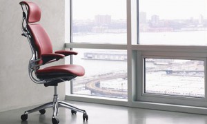 Humanscale Freedom Chair with headrest